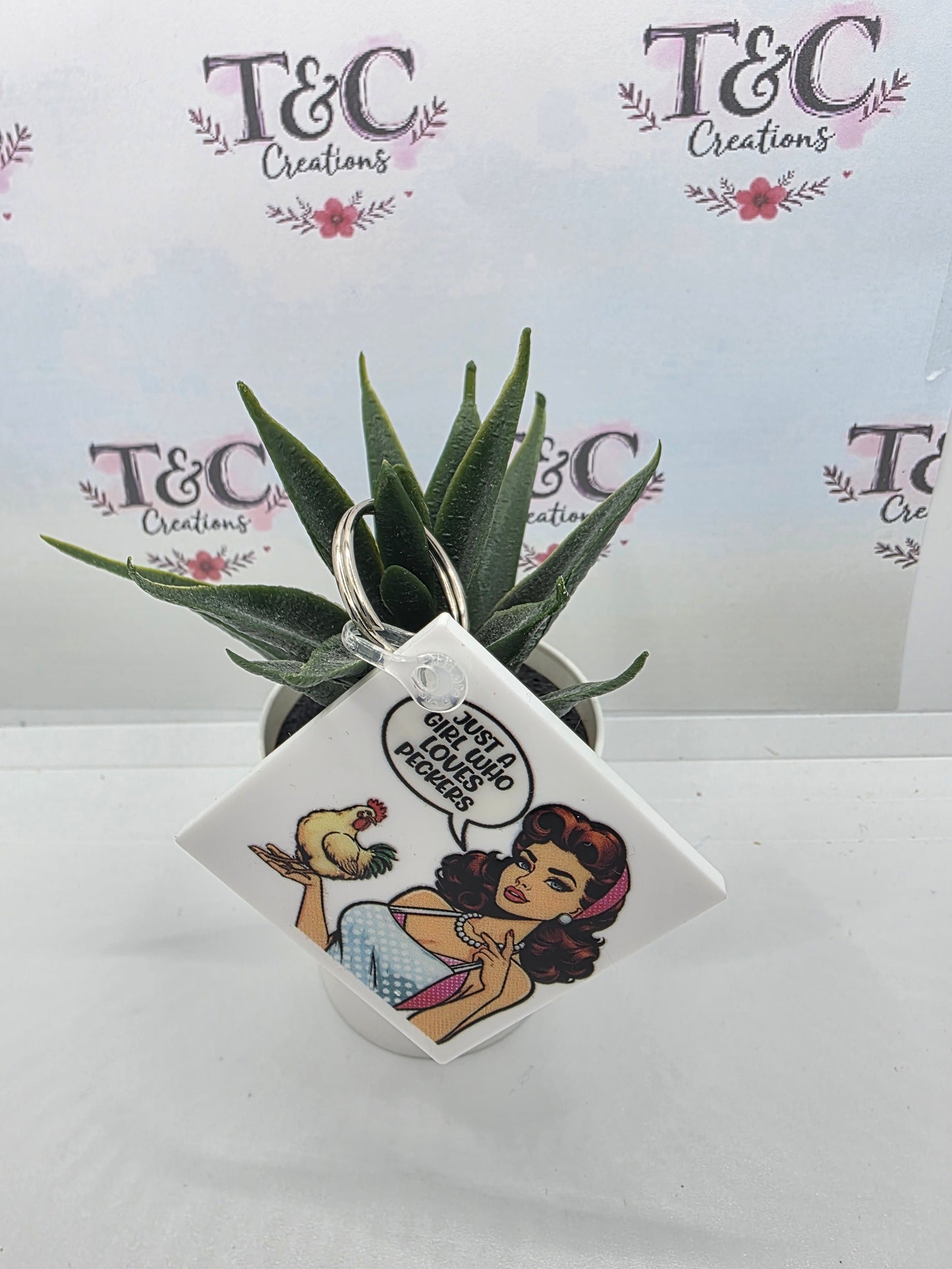 Keyring Girl who loves peckers meme